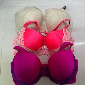 Victoria’s Secret 38DDD Lined Demi Bras